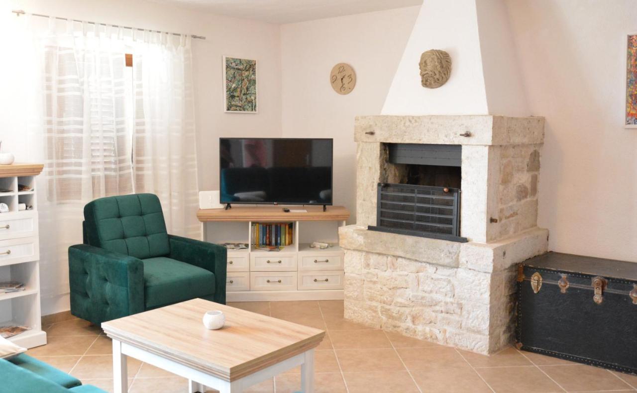 Casa Ferata - Holiday Home Vizinada Екстер'єр фото