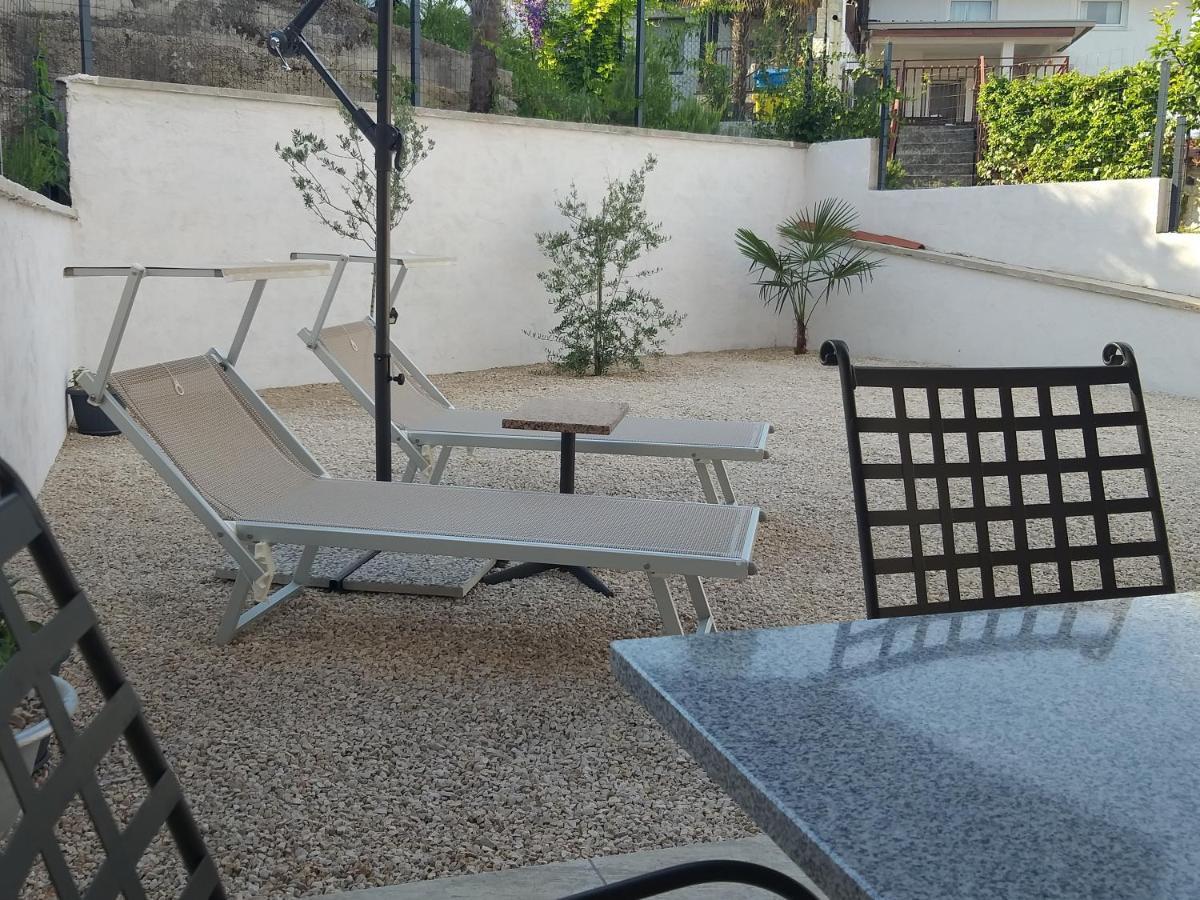 Casa Ferata - Holiday Home Vizinada Екстер'єр фото