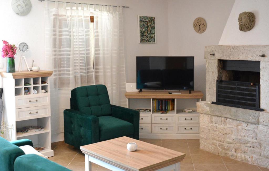 Casa Ferata - Holiday Home Vizinada Екстер'єр фото