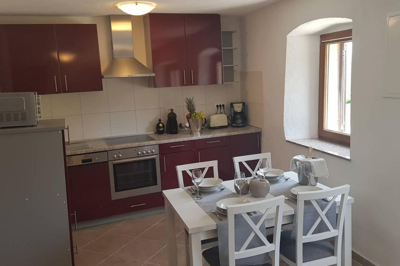 Casa Ferata - Holiday Home Vizinada Екстер'єр фото