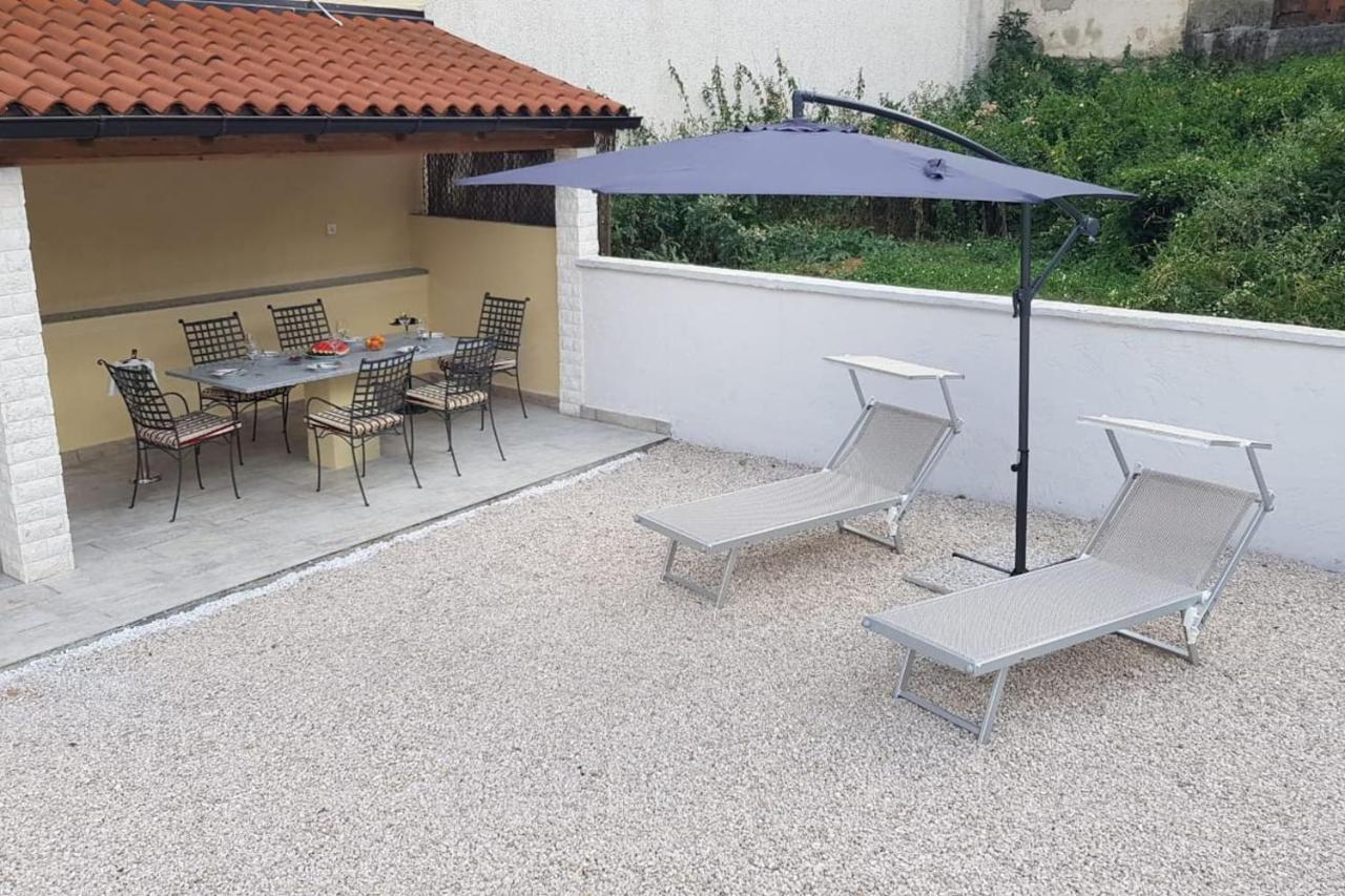 Casa Ferata - Holiday Home Vizinada Екстер'єр фото